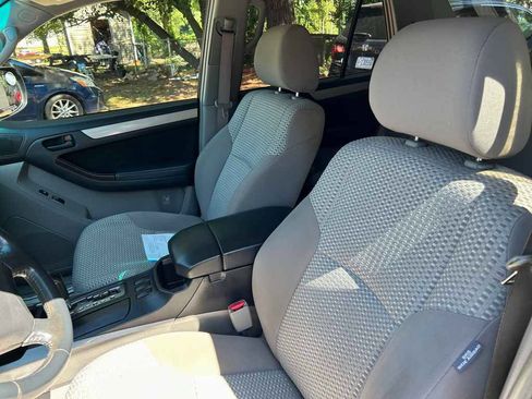 Used 2008 Toyota 4Runner SR5 w/ SR5 Extra Value Pkg 1 RWD image 9