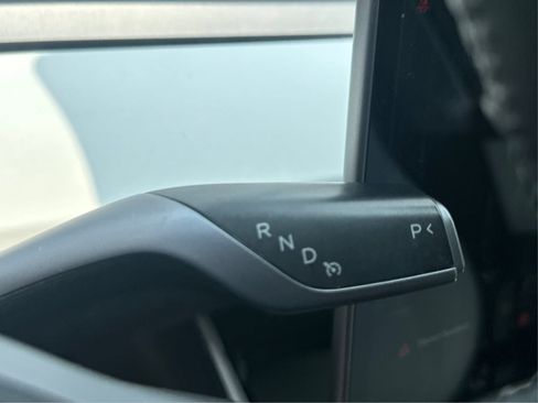 Used 2020 Tesla Model Y Performance image 37