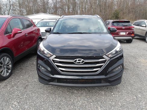 Used 2016 Hyundai Tucson SE w/ Option Group 02 image 1