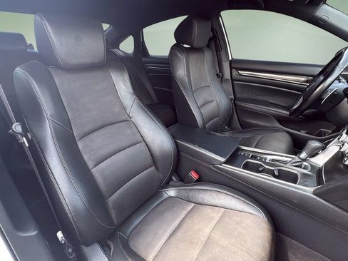 Used 2022 Honda Accord Sport image 7