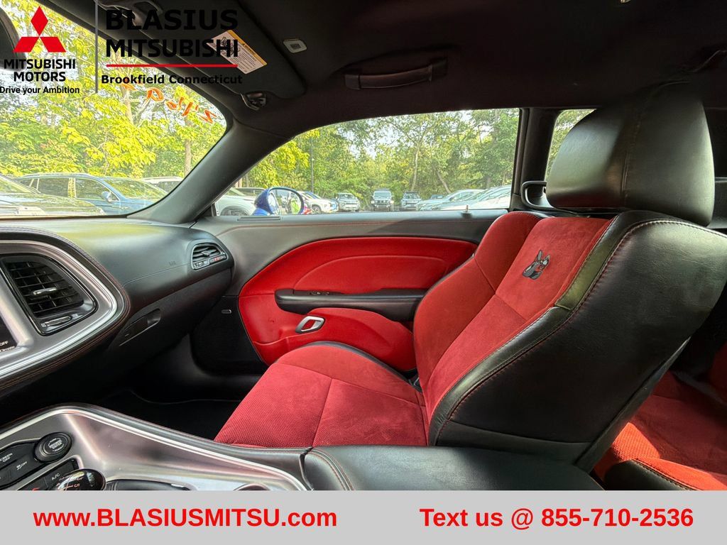 Used 2021 Dodge Challenger R/T Scat Pack RWD image 33