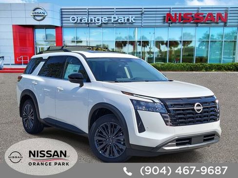 New 2026 Nissan Pathfinder SL w/ SL Premium Package image 1