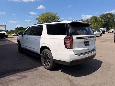 Used 2022 Chevrolet Suburban RST w/ Luxury Package AWD/4WD image 7