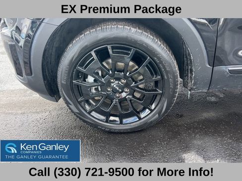 Used 2022 Kia Telluride EX w/ EX Premium Package image 16
