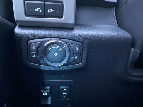 Used 2020 Ford F150 Lariat w/ Equipment Group 502A Luxury image 32