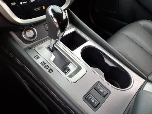 Used 2024 Nissan Murano SL FWD image 19
