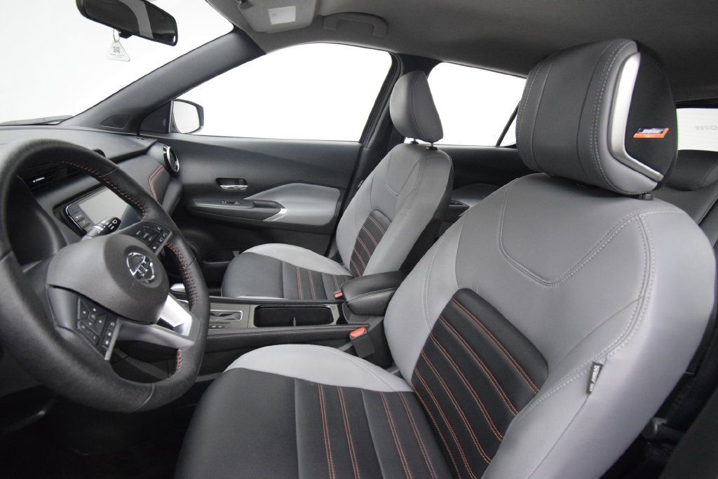 Used 2021 Nissan Kicks SR w/ SR Premium Package FWD image 13