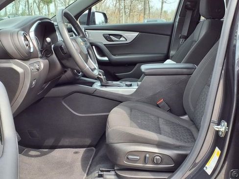 Used 2022 Chevrolet Blazer LT image 11