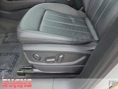 Used 2023 Audi Q5 2.0T Premium Plus AWD/4WD image 23