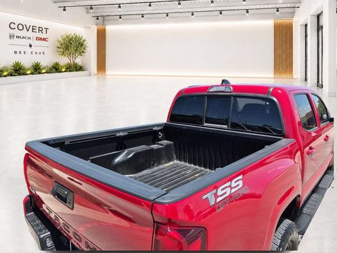Used 2023 Toyota Tacoma SR AWD/4WD image 38