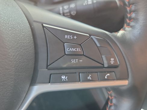 Used 2022 Nissan Sentra SR w/ SR Premium Package FWD image 26