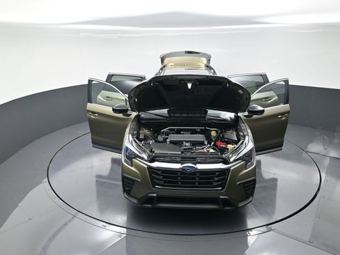 New 2025 Subaru Ascent Limited image 12