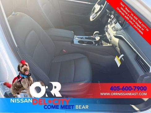 New 2025 Nissan Altima 2.5 SL image 17