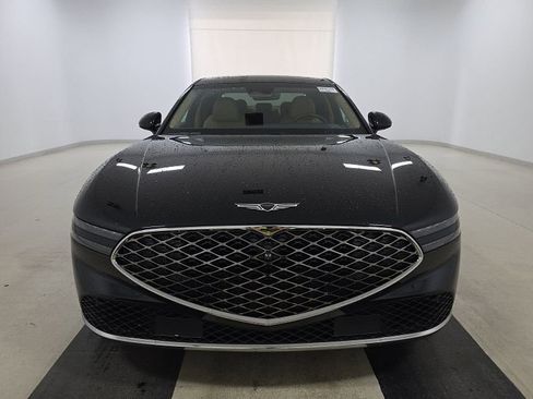 Used 2025 Genesis G90 3.5T AWD/4WD image 12