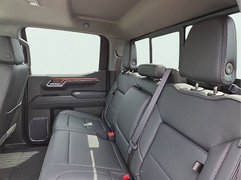 Used 2022 GMC Sierra 1500 Denali w/ Denali Reserve Package image 10