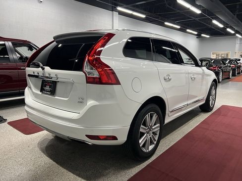Used 2017 Volvo XC60 T5 Inscription w/ Preferred Option Package image 12