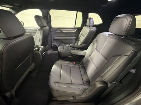 New 2026 GMC Acadia Elevation w/ Elevation Premium Package image 24