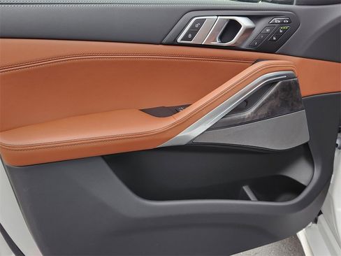 New 2026 BMW X6 xDrive40i image 8