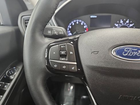 Used 2022 Ford Escape SE w/ SE Sport Appearance Package image 18