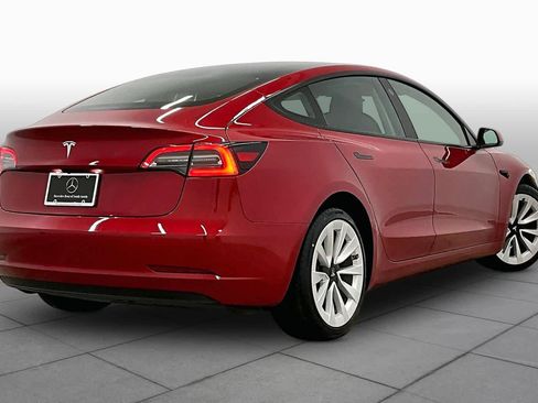 Used 2023 Tesla Model 3 Standard Range image 12
