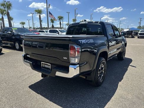 Used 2023 Toyota Tacoma TRD Off-Road AWD/4WD image 16