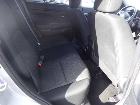 Used 2024 Mitsubishi Outlander Sport ES image 8