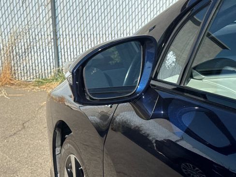 Used 2019 Toyota Mirai FWD image 11