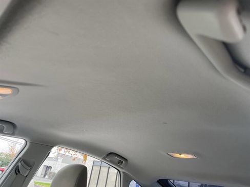 Used 2011 Toyota Prius Three w/ Navigation Pkg image 27