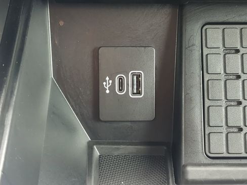 Used 2025 Ford F150 Raptor AWD/4WD image 21