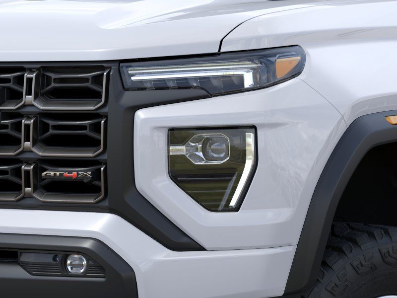 New 2026 GMC Canyon AT4X w/ LPO, Black Badging Package AWD/4WD image 34