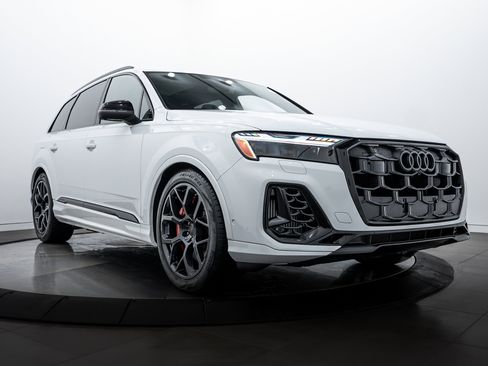 New 2026 Audi SQ7 Prestige image 2
