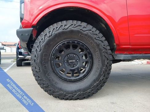 Used 2022 Ford Bronco Outer Banks AWD/4WD image 5