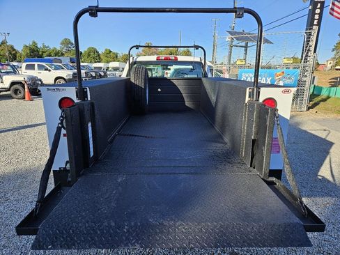 Used 2015 Chevrolet Silverado 2500 W/T AWD/4WD image 9