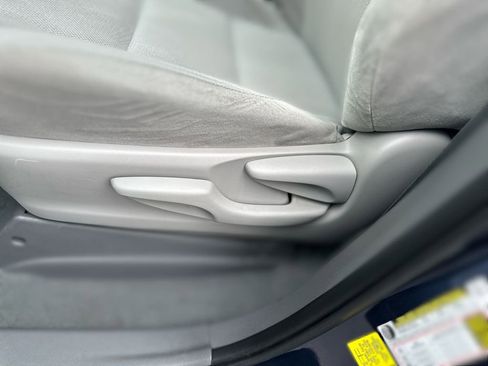 Used 2020 Toyota Sienna L image 14