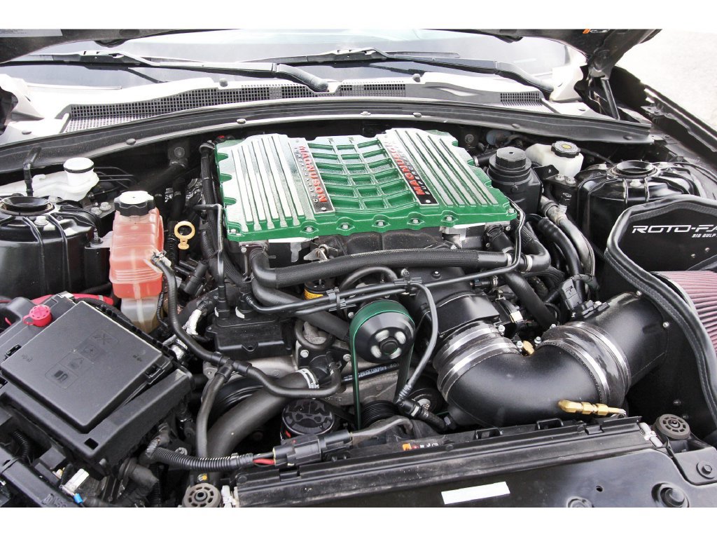 Used 2020 Chevrolet Camaro ZL1 RWD image 33