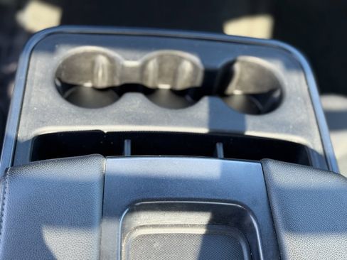 Used 2018 Chevrolet Silverado 1500 LT w/ LT Convenience Package image 17