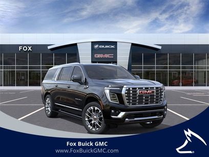 New 2026 GMC Yukon XL Denali w/ Sun & Power Step Package