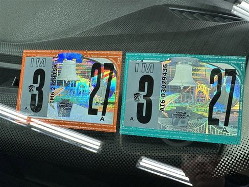 Used 2018 Volkswagen Tiguan SE w/ Panoramic Sunroof Package image 20