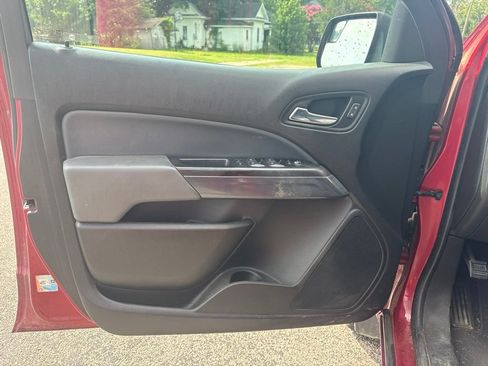 Used 2018 Chevrolet Colorado Z71 AWD/4WD image 13