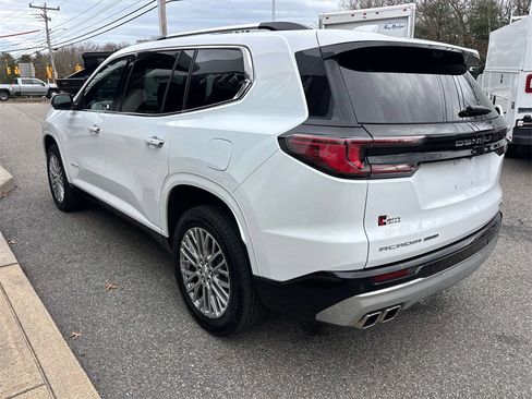 Certified 2026 GMC Acadia Denali w/ LPO, Floor Liner Package image 5