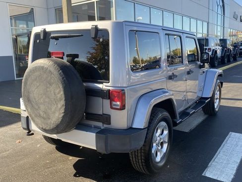 Used 2015 Jeep Wrangler Unlimited Sahara w/ Connectivity Group image 8