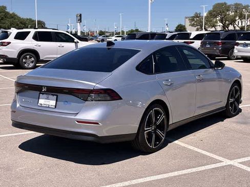 Certified 2026 Honda Accord SE image 6