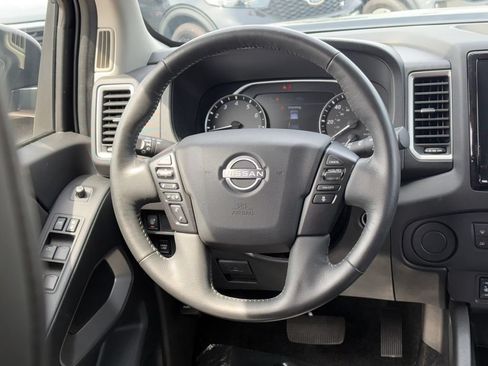 Certified 2024 Nissan Frontier SL w/ Technology Package RWD image 20