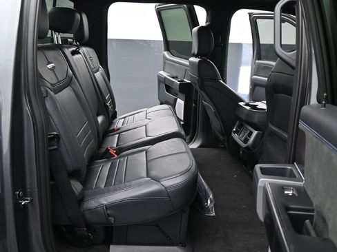 New 2026 Ford F250 Platinum w/ FX4 Off-Road Package image 3