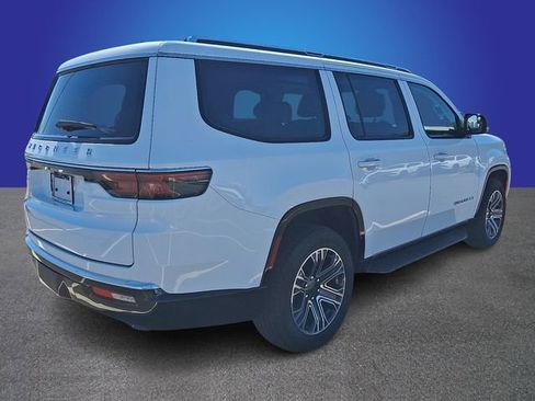 Used 2024 Jeep Wagoneer 4WD w/ Premium Group I image 4