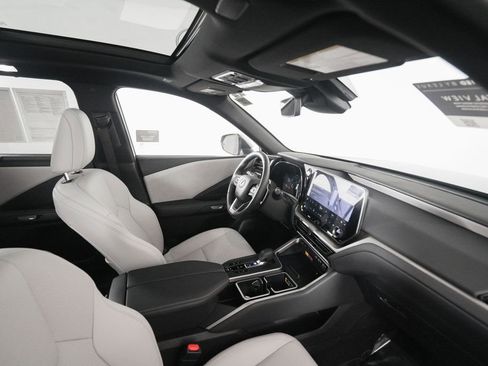 Certified 2025 Lexus TX 350 AWD w/ Technology Package image 20