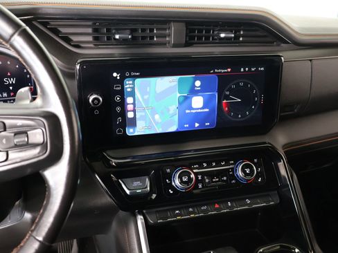 Used 2022 GMC Sierra 1500 AT4 w/ AT4 Preferred Package image 5