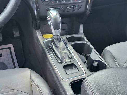 Used 2019 Ford Escape SE image 19