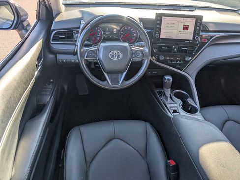 Used 2022 Toyota Camry XSE image 13