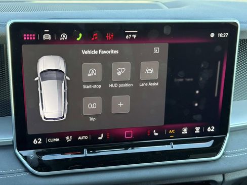 New 2026 Volkswagen Tiguan SE R-Line FWD image 20
